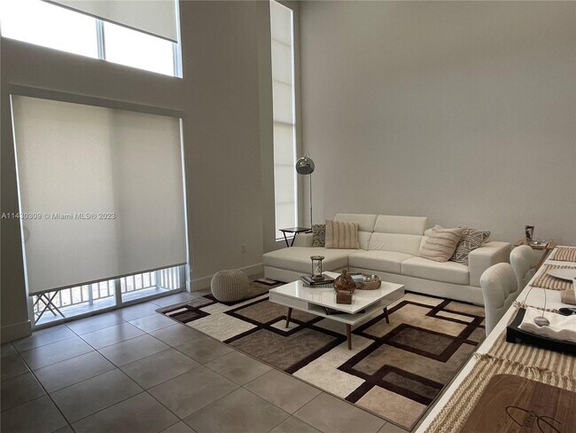 Foto del edificio - 3455 NE 5th Ave