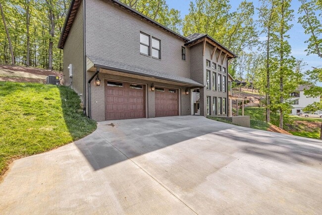 Building Photo - Gorgeous Harrison Estate- Brand New!