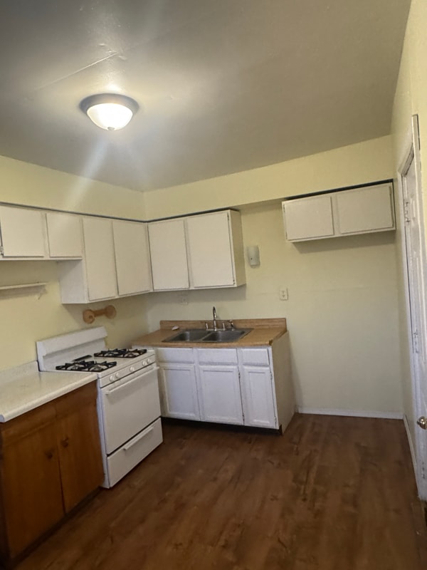 Foto del edificio - 2165 Oakdale Ave