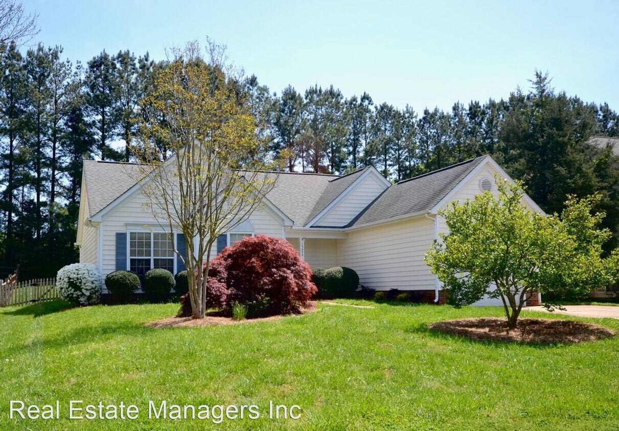 Primary Photo - 3 br, 2 bath House - 13030 Peacock Ln