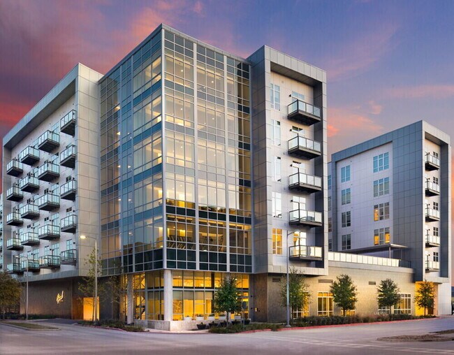 Foto del edificio - The Grand at the Domain