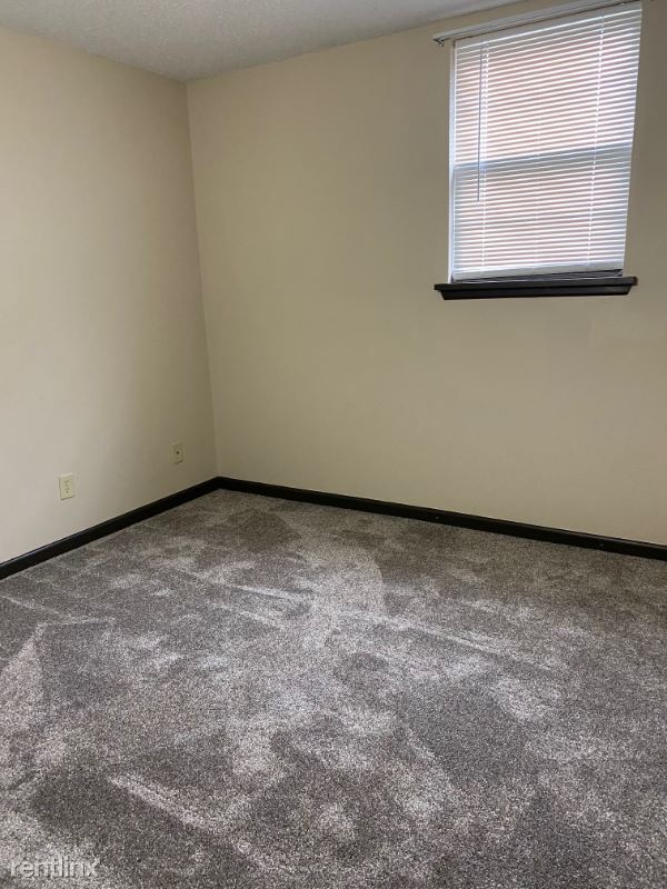 Building Photo - 1 br, 1 bath Condo - 2214 SW 29th Terr