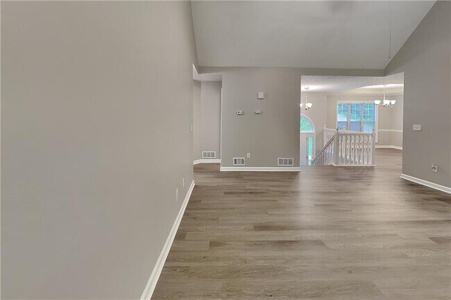 Foto del edificio - 142 Hartwood Dr