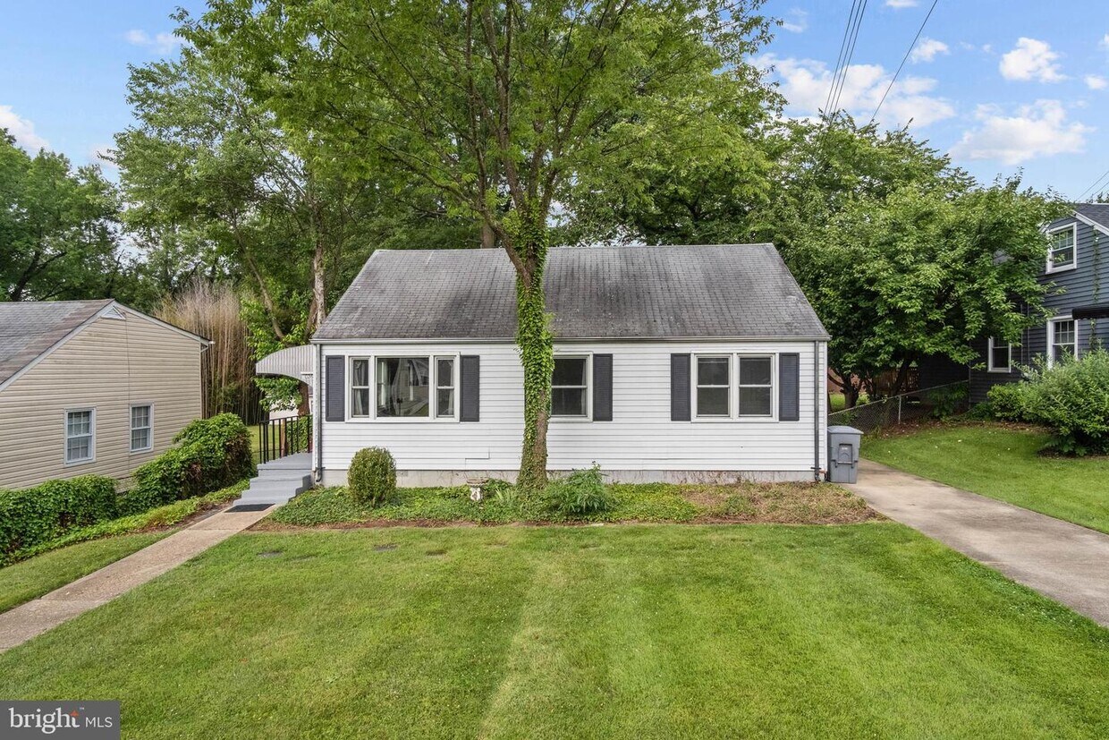 3026 Wayne Rd, Falls Church, VA 22042 House Rental in Falls Church