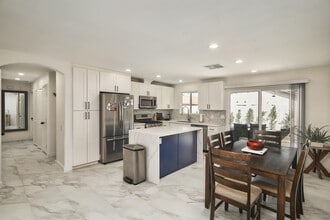 Building Photo - 51700 Avenida Martinez