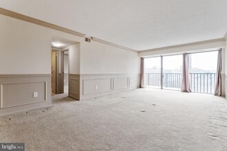 Building Photo - 1300 Army Navy Dr