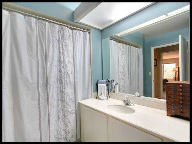 Building Photo - 8430 Capricorn Way