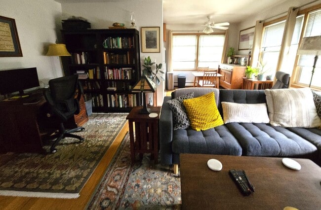 Foto del edificio - 4112 N Kedvale Ave