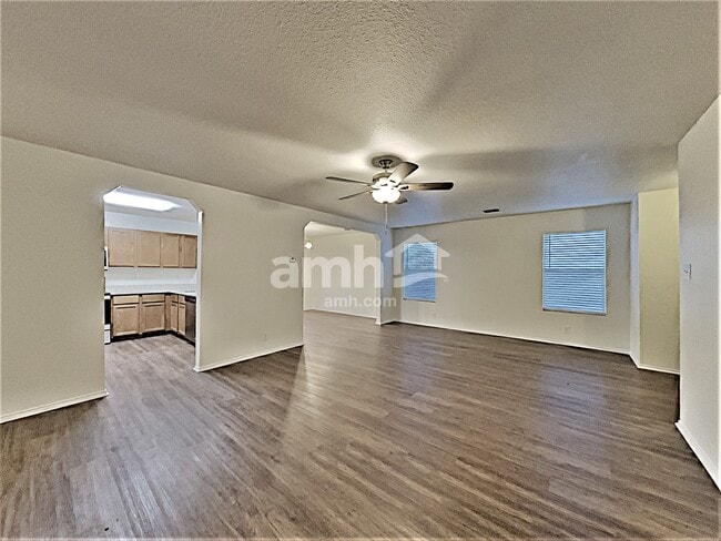 Building Photo - 8010 Brushy Mdw