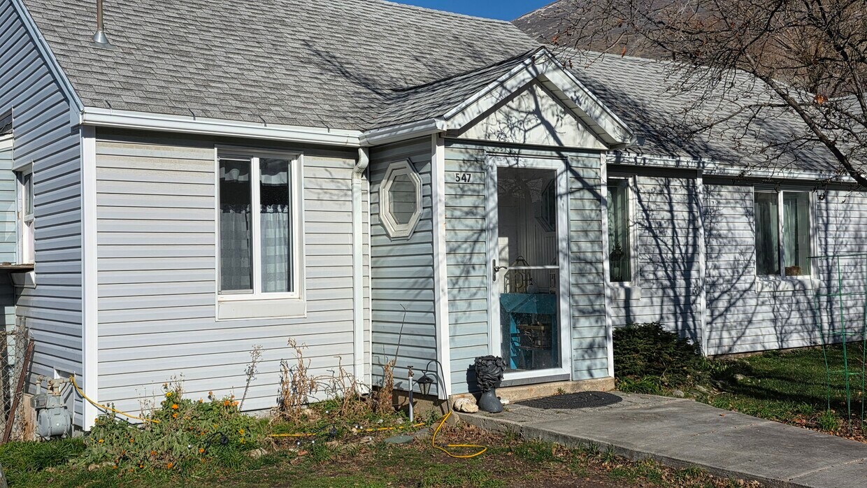Foto del edificio - 547 E 100 N