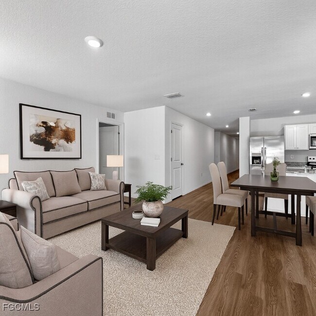 Foto del edificio - 17197 Seashore Ave