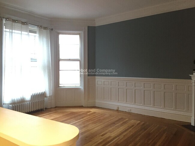 Foto del edificio - 295 Newbury St
