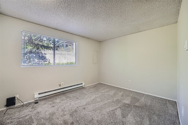 Building Photo - 4506 3rd Ave NW