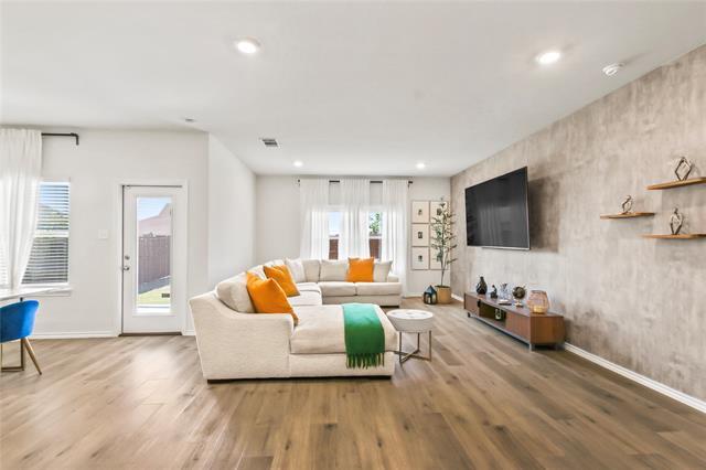 Foto del edificio - 755 Amelia Ct