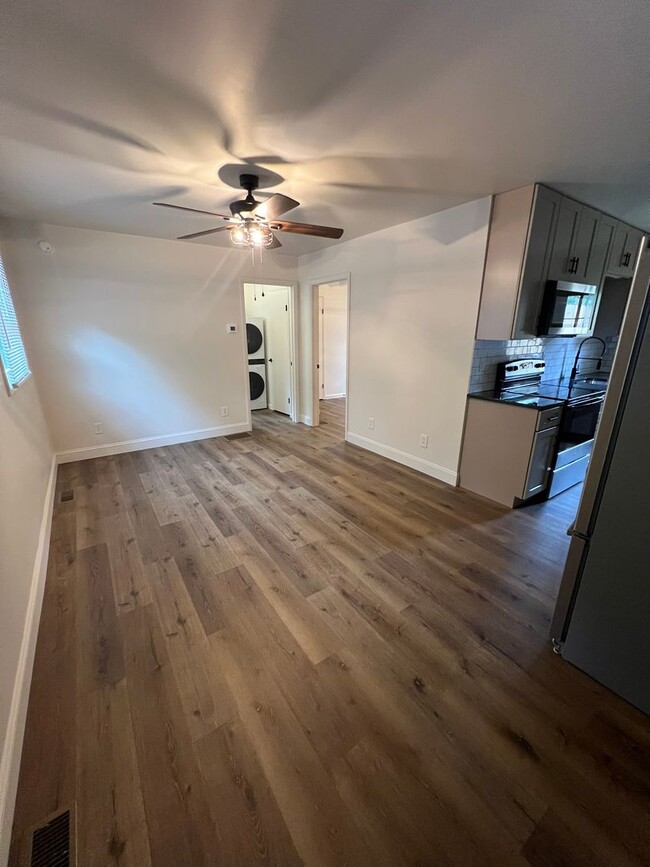 Foto del edificio - 266 N 11th St