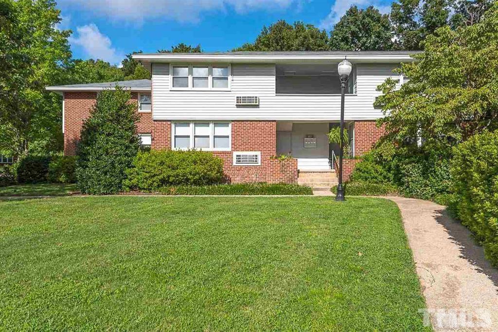 Primary Photo - 801 Daniels St