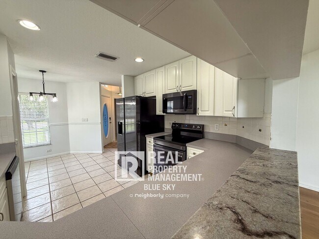 Foto del edificio - 6554 Gentle Ben Cir