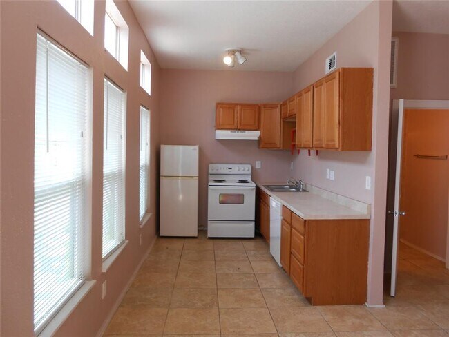 Foto del edificio - 3403 Yupon St