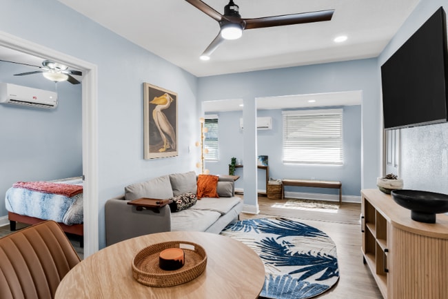 Foto del edificio - 625 Kirkwood Terrace N