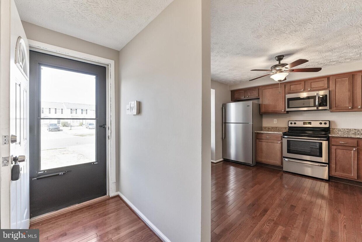 15411 Norwalk Ct, Bowie, MD 20716 Townhome Rentals in Bowie MD