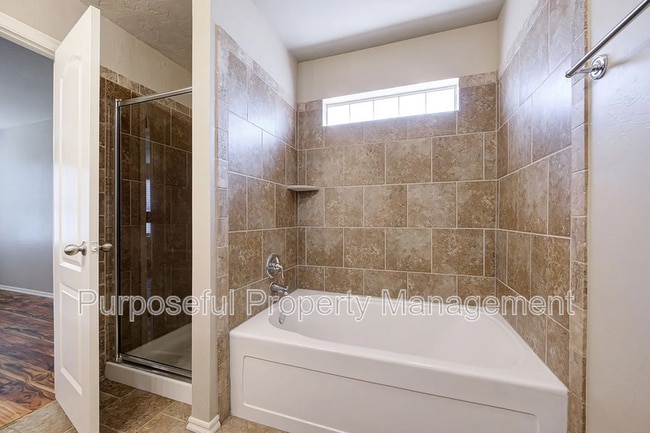 Foto del edificio - 615 W Shadow Ridge Way