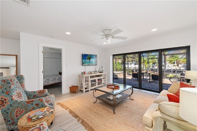 Foto del edificio - 1399 Osprey Ave
