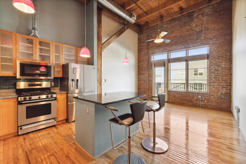 Primary Photo - 2960 Inca St