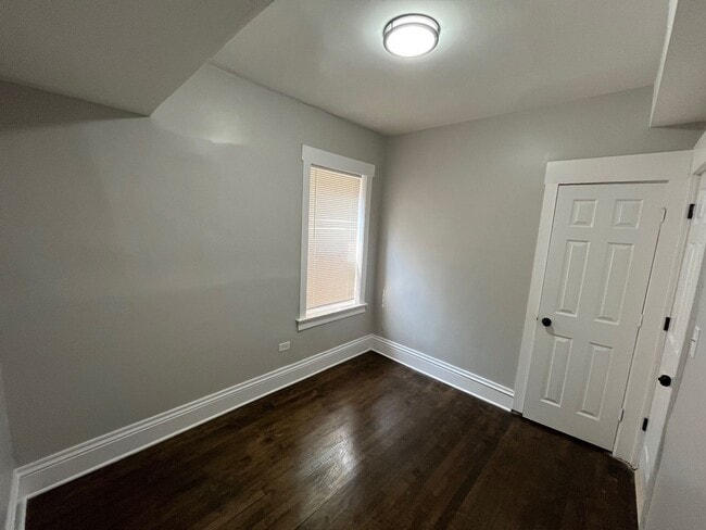 Building Photo - 5200 S Carpenter St