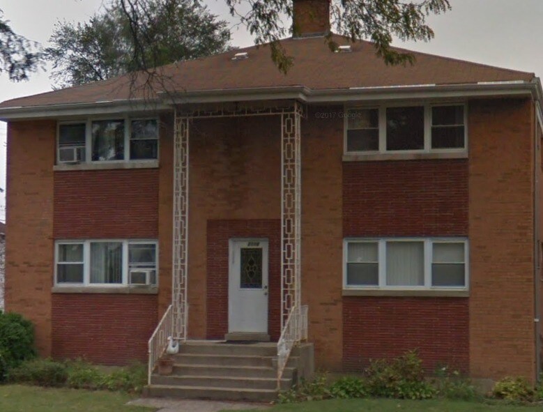 Primary Photo - 2116 S 5th Ave