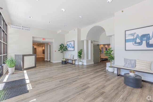 Lobby - Market Street Square