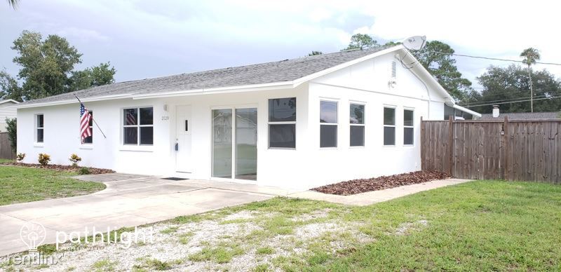 Primary Photo - 3 br, 2 bath House - 2129 Willow Oak Drive...