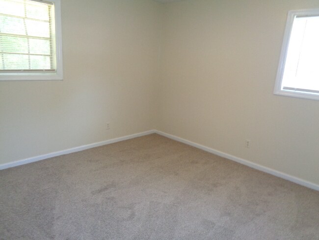 Building Photo - 3515 Leisure Ln