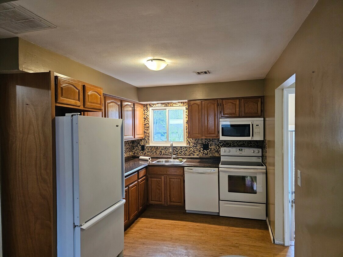 Foto principal - 602 College Rd