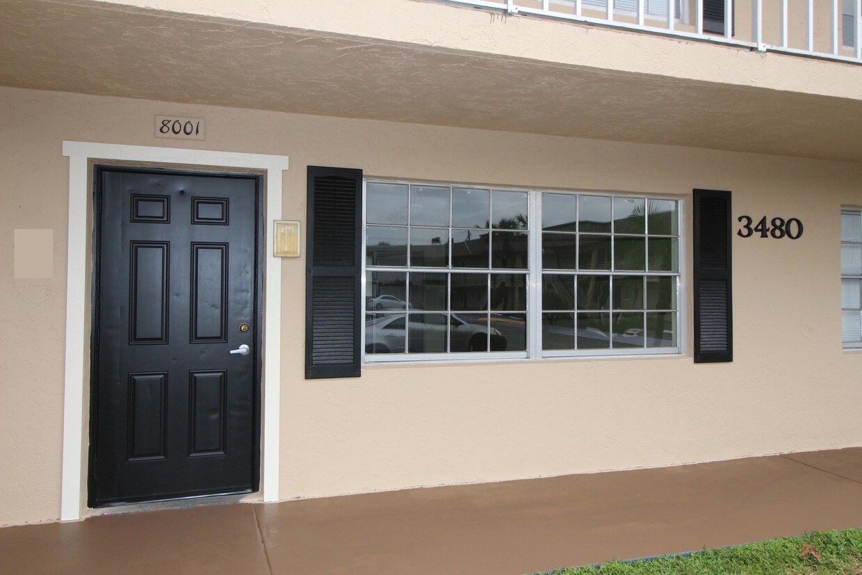 3480 Summer Street 8017 - 3480  Summer Street 8017