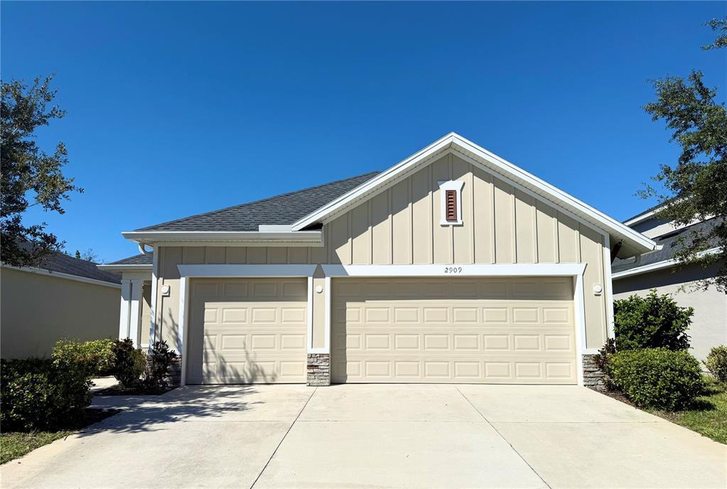 Foto principal - 2909 Deerberry Ln