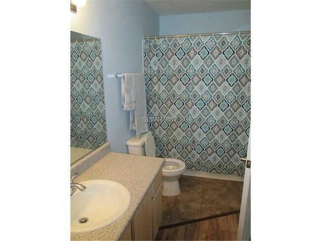 Building Photo - Silverado Ranch 1098