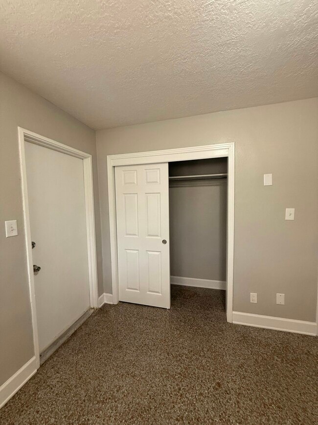 Photo - 64 Davis Blvd Apartment