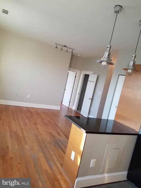 Foto del edificio - 1325 13th St NW