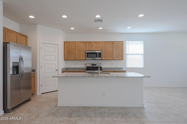 Foto del edificio - 25140 N 172nd Dr