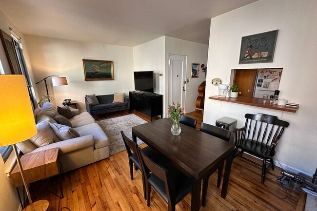 Photo - 363 W 22nd St Apartment