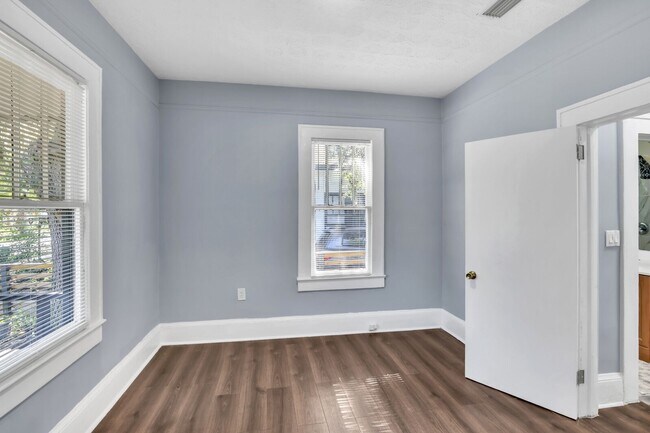 Foto del edificio - 136 W 23rd st