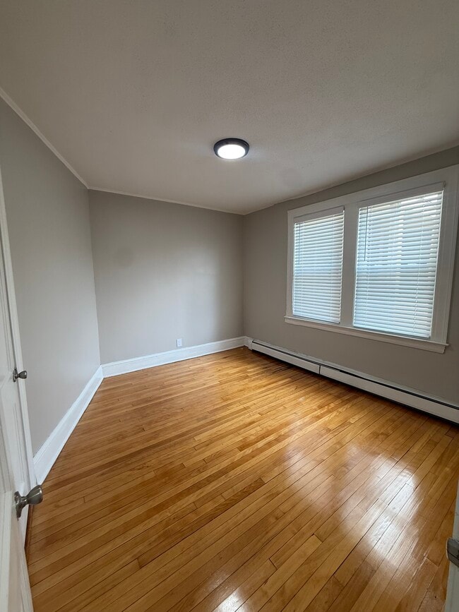 Building Photo - West Hartford Collection