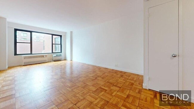 Foto del edificio - 145 Fourth Avenue