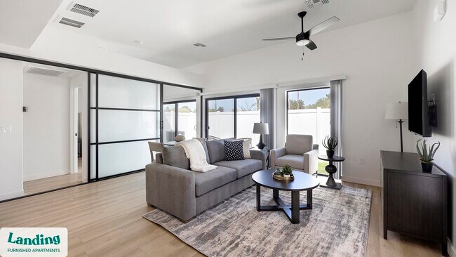 Foto del edificio - 2121 W Butler Dr