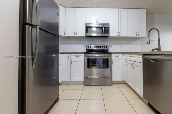 Foto del edificio - 210 SW 11th St