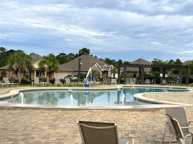 Foto del edificio - 4014 Whitetail Ln