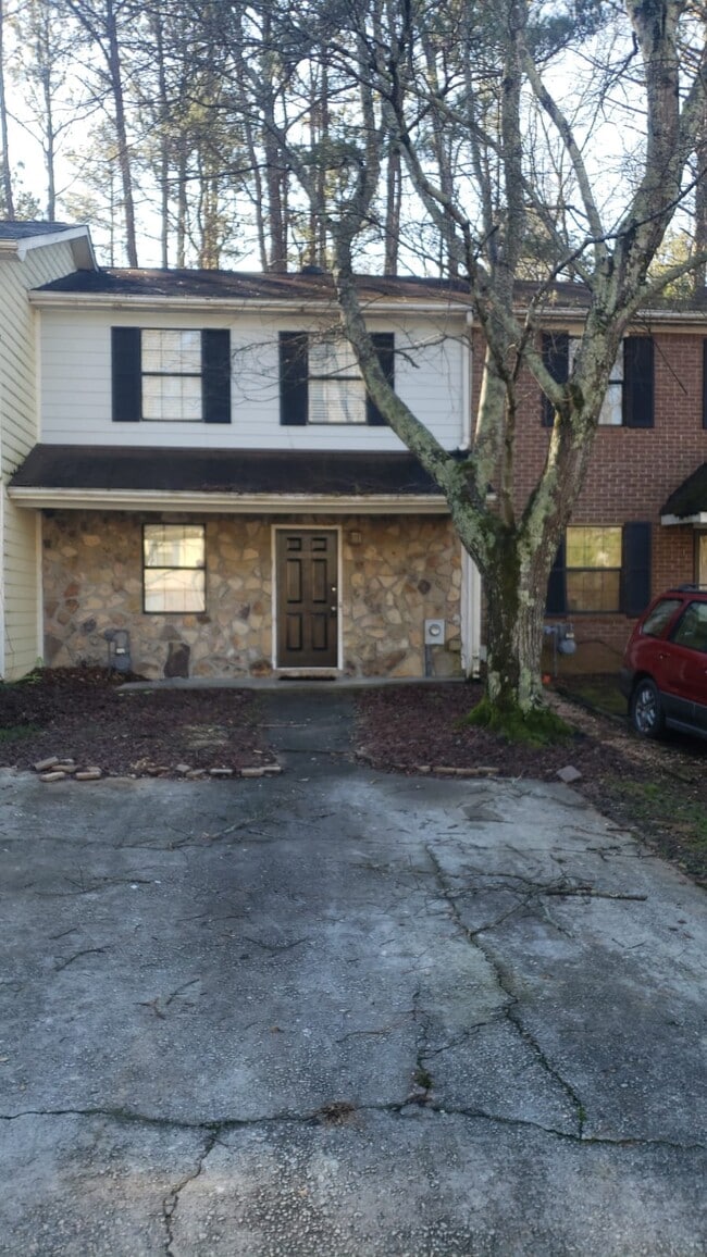 Building Photo - 2259 Salt Springs Pl