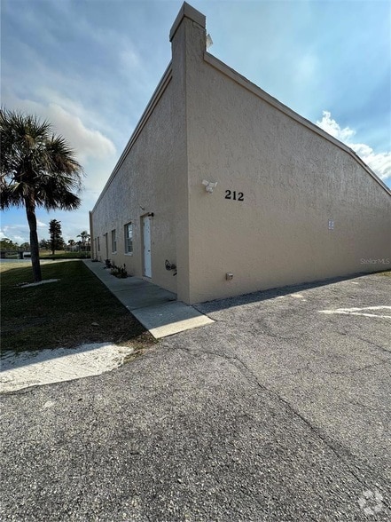 Building Photo - 212 Boundary Blvd