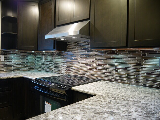 Building Photo - 45677 Parkmeadow Ct