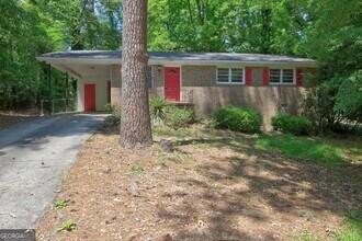 Building Photo - 2334 Ollie Dr